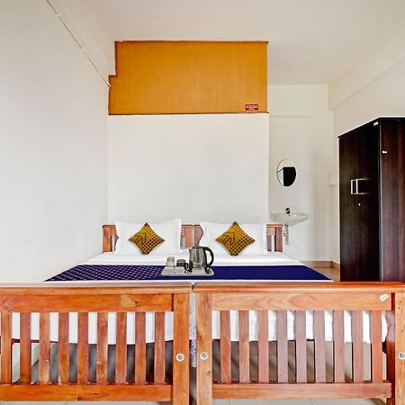 Spot On Jayesh Guest House Nashik Bagian luar foto
