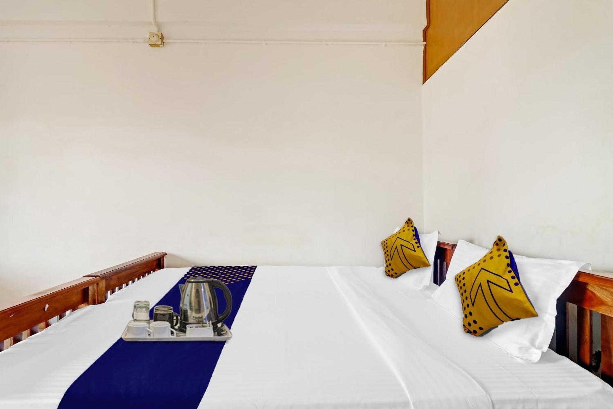 Spot On Jayesh Guest House Nashik Bagian luar foto