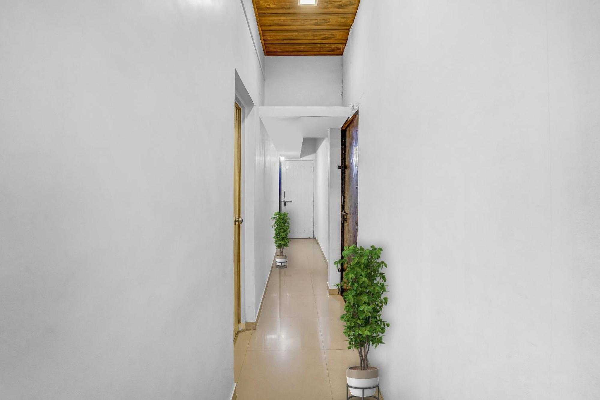 Spot On Jayesh Guest House Nashik Bagian luar foto